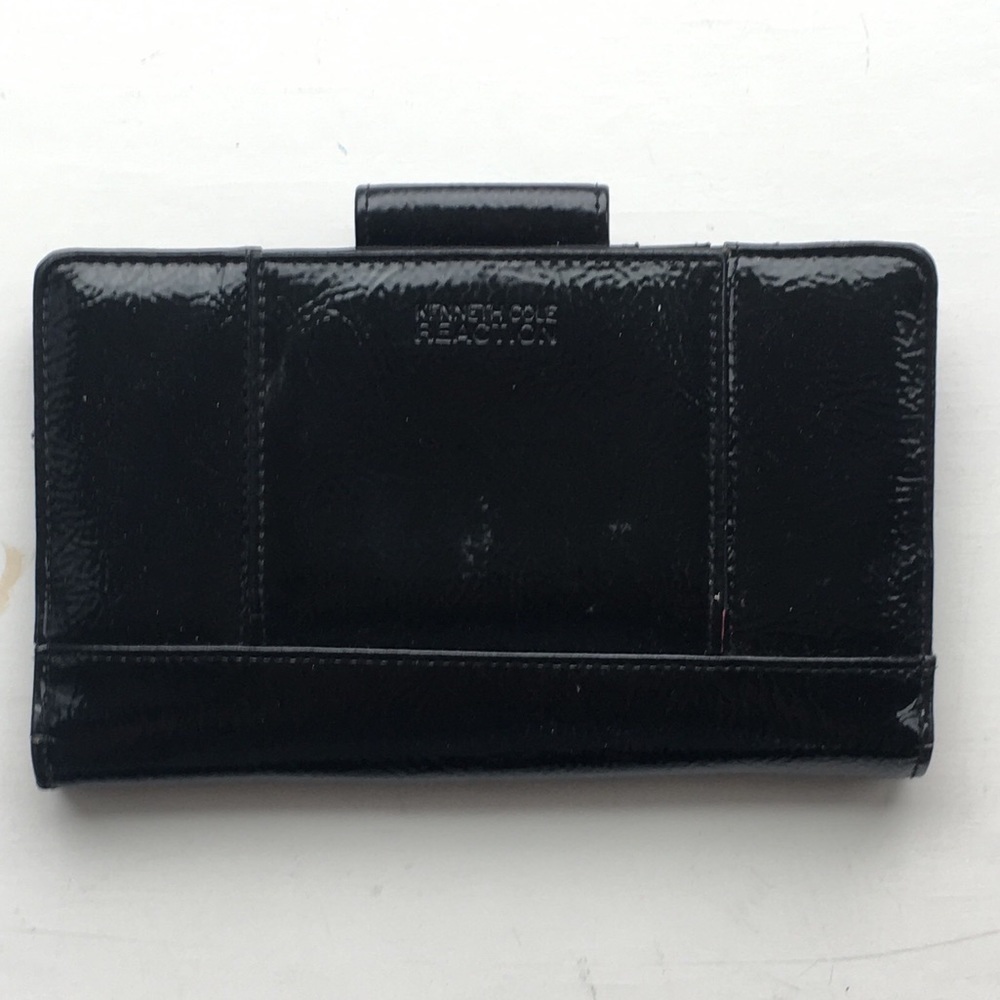 Kenneth Cole Reaction Wallet - Picture 5 of 6